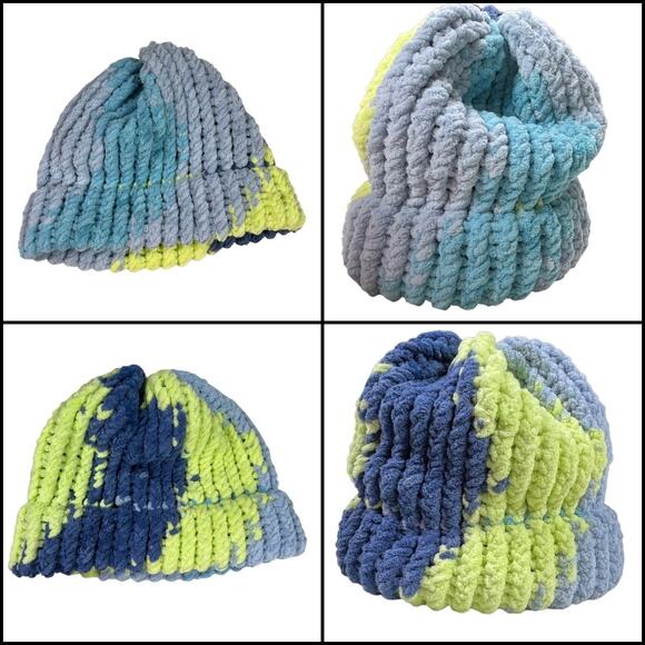 Beautiful Incredibly Soft Handmade Winter Hat Toque in Shades of Blue and Yellow - Picture 4 of 10